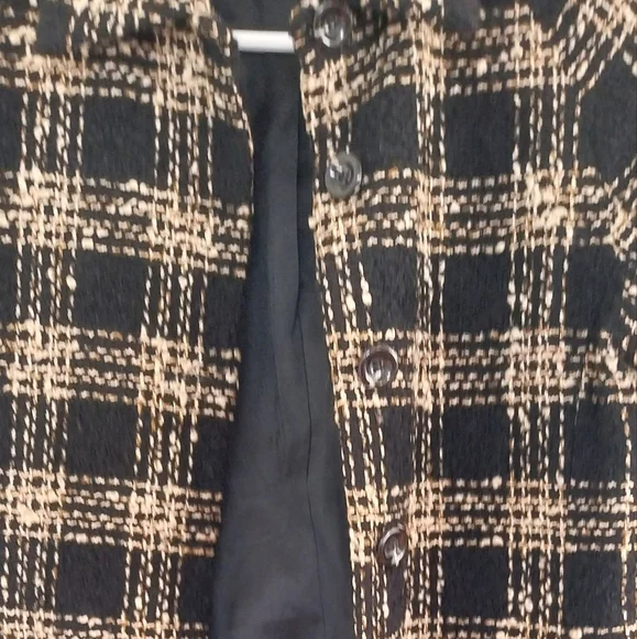 Beautiful winter jacket - Picture 3 of 5